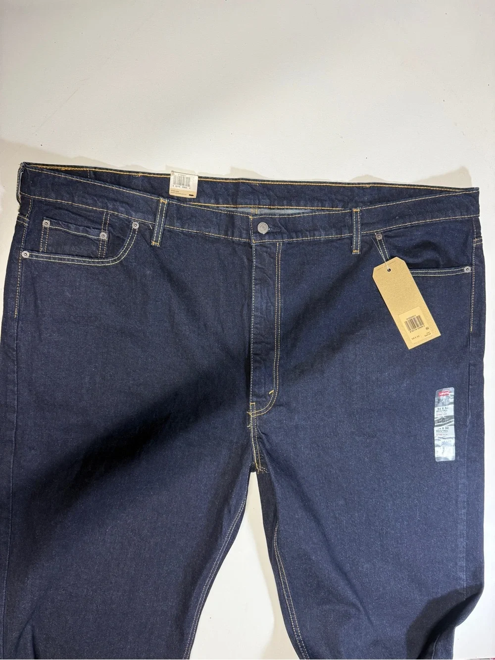 Levi's Men's Dark Blue Relaxed Fit Denim Jeans
